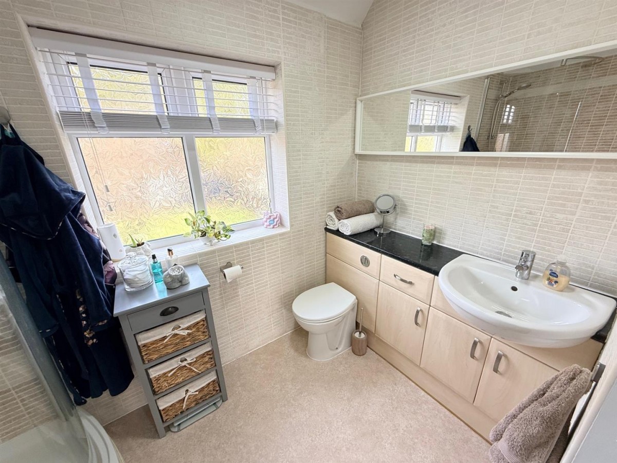 Hanbury Hill, Stourbridge, DY8 1BE