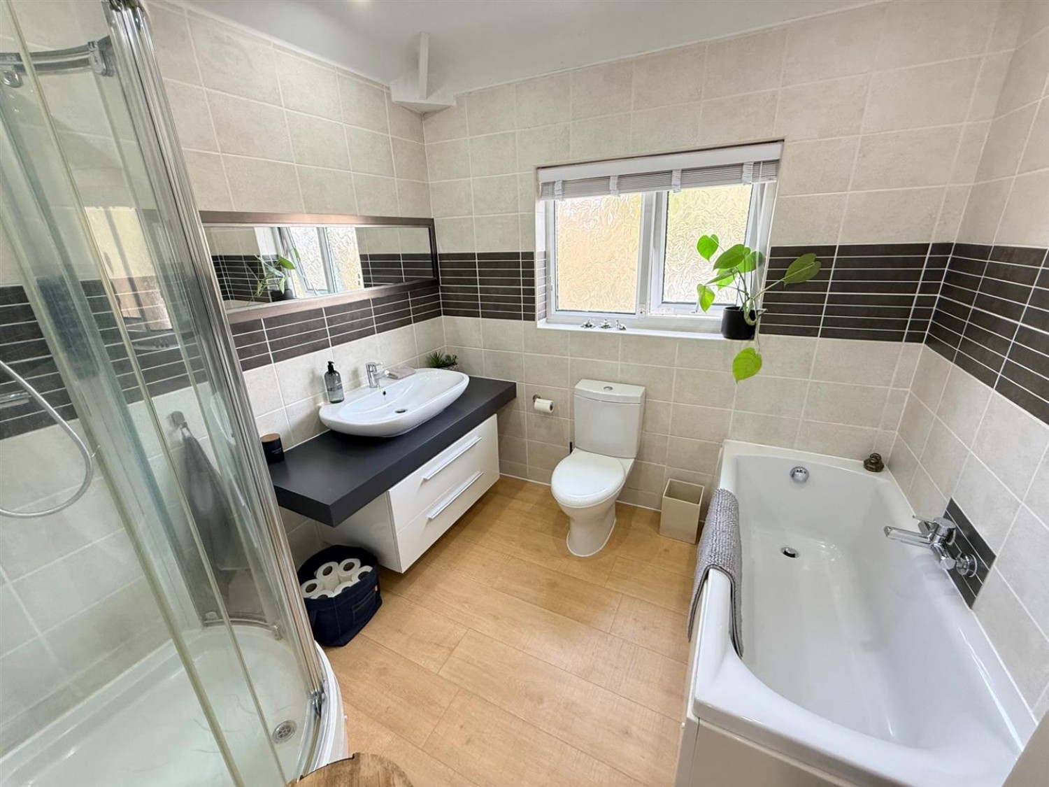 Hanbury Hill, Stourbridge, DY8 1BE