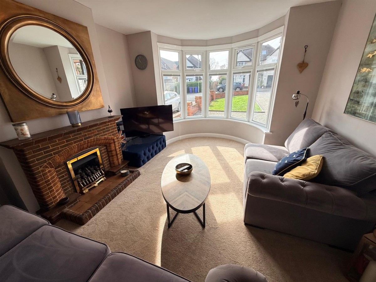 Hanbury Hill, Stourbridge, DY8 1BE