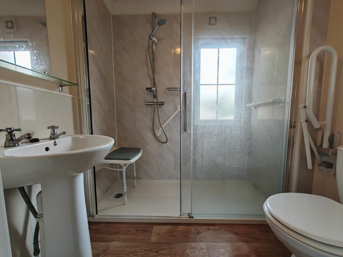 California country park homes, Finchampstead, Berkshire