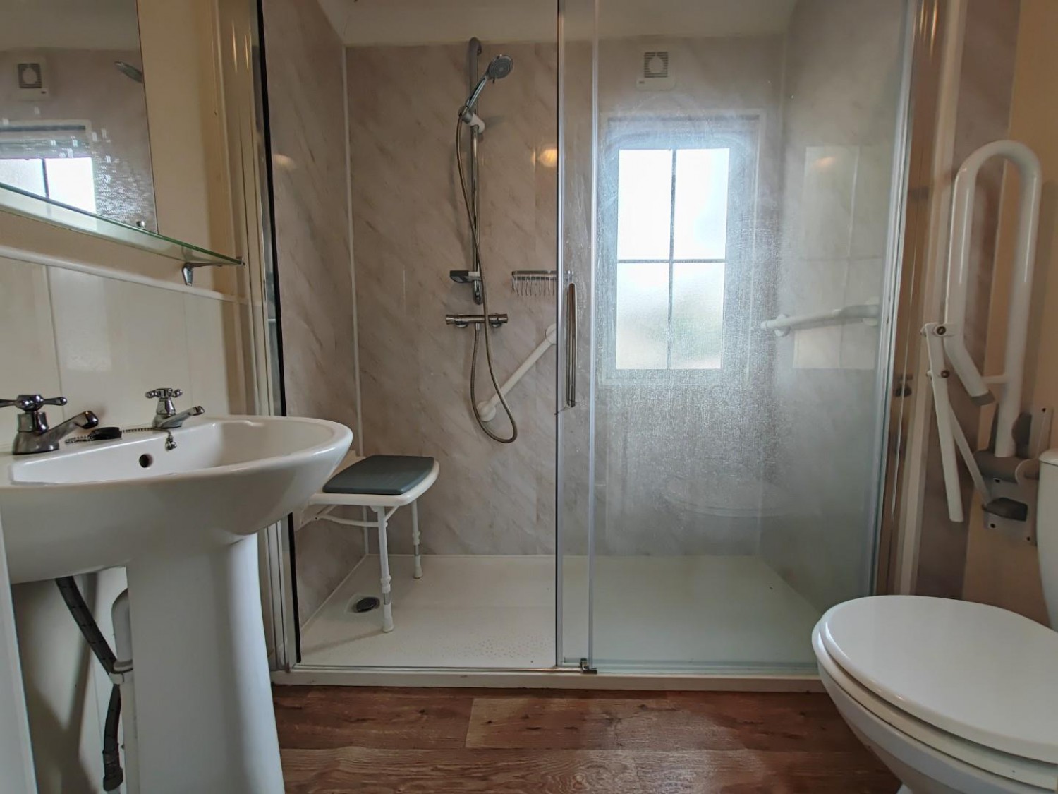 California country park homes, Finchampstead, Berkshire