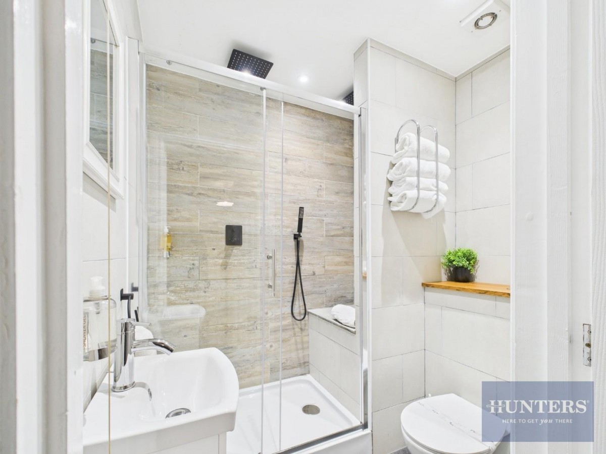Flat 4, 164 Southgate Street, Gloucester