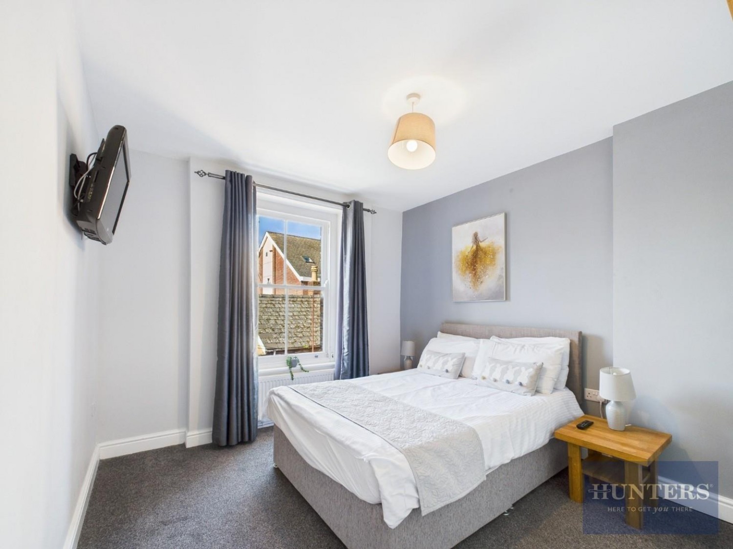 Flat 4, 164 Southgate Street, Gloucester