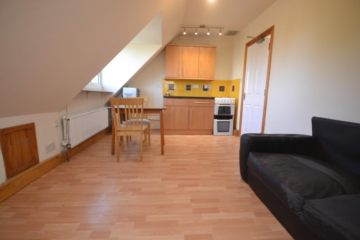 Wokingham Road, University Area