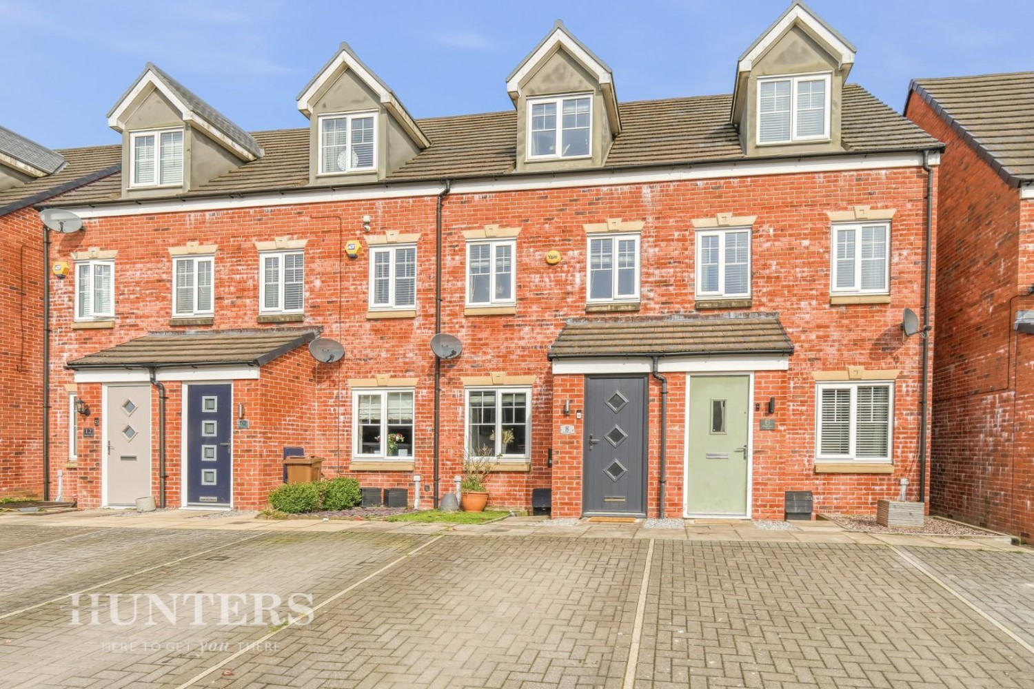 3 bedroom House for sale in Wayfarers Way, Wardle, OL12 9EQ