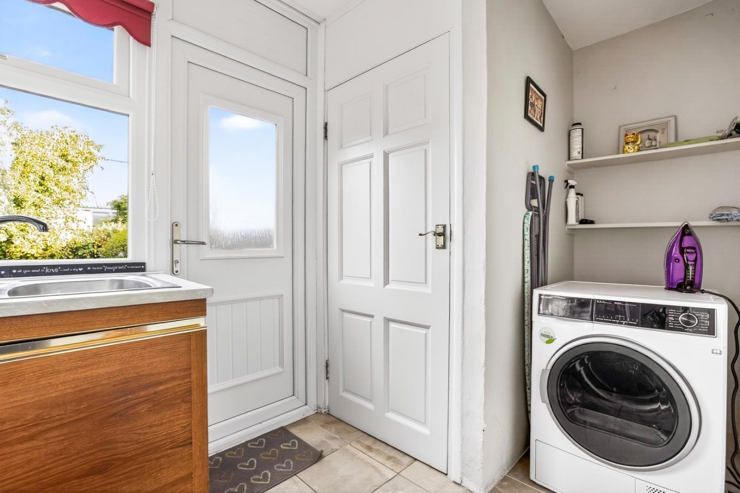 Rosamond Drive, Sheffield, S17 4LW