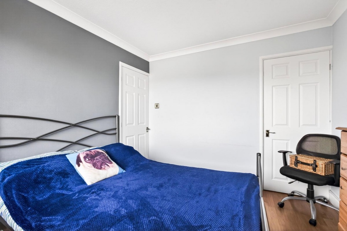 Rosamond Drive, Sheffield, S17 4LW