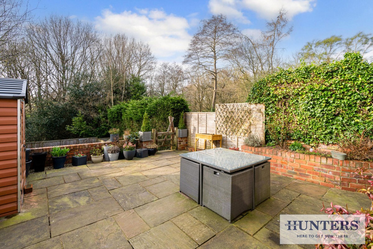 Woodhill Grove, Leeds