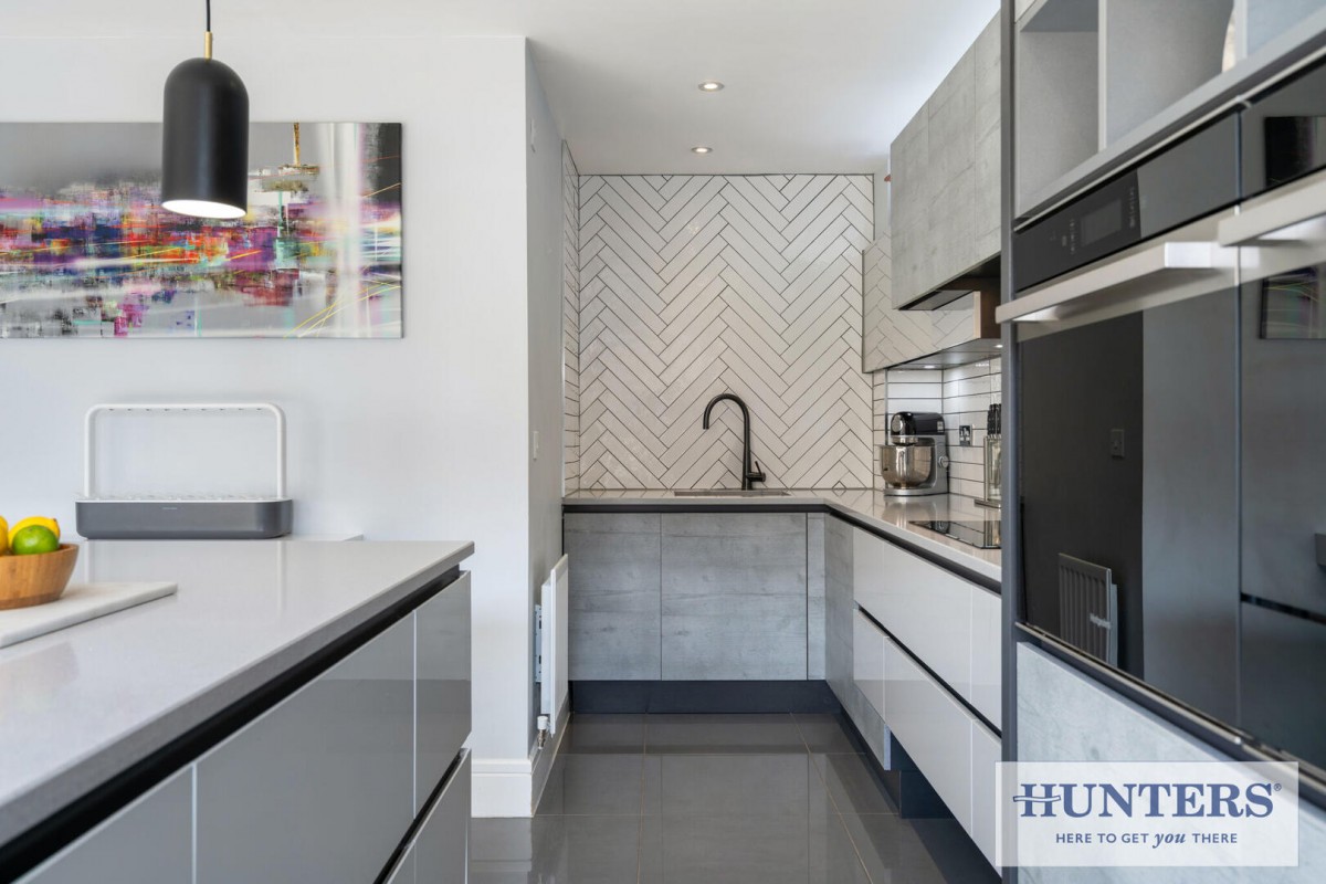 West Wood View, Apperley Bridge, Bradford