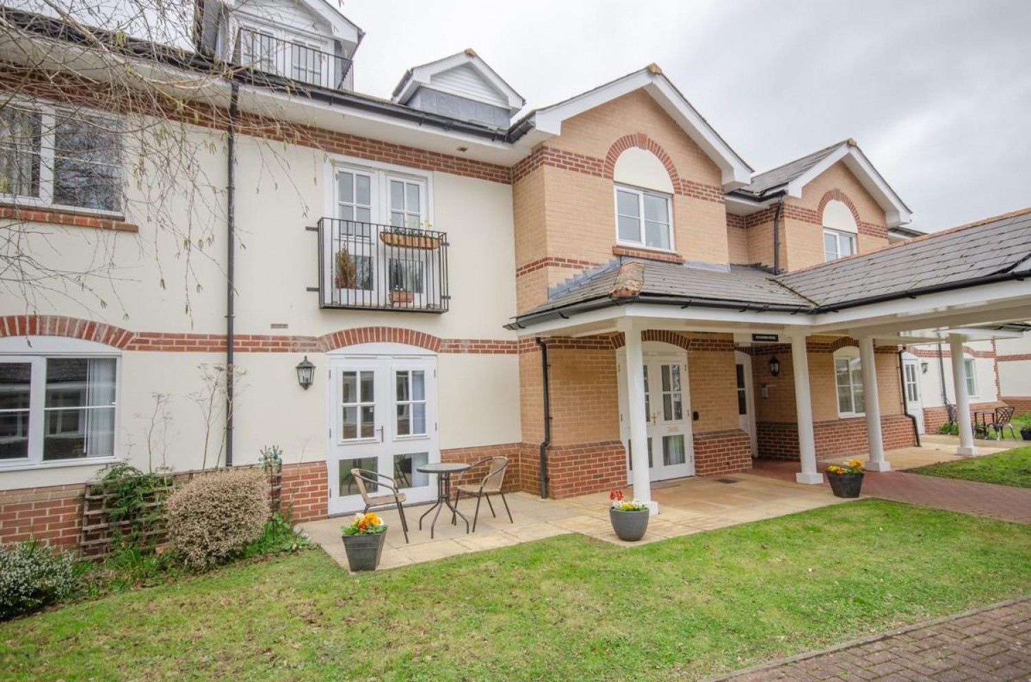 2 bedroom Flat for sale in Sycamore House, Woodland Court, Partridge Drive, Bristol, BS16 2RD