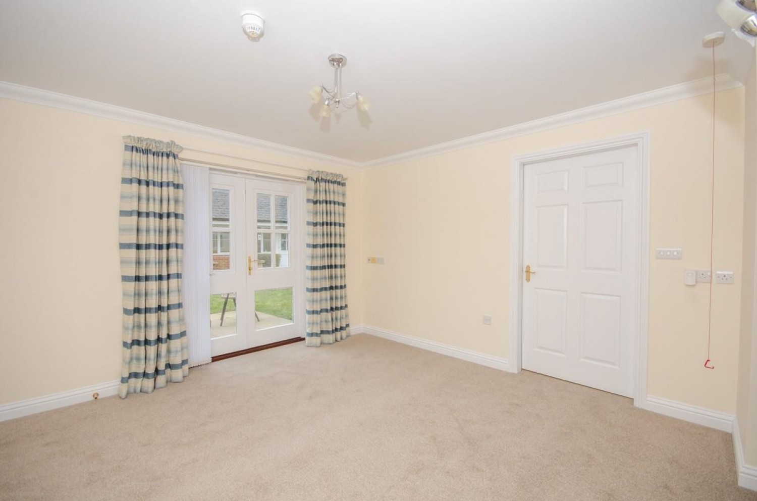 2 bedroom Flat for sale in Sycamore House, Woodland Court, Partridge Drive, Bristol, BS16 2RD