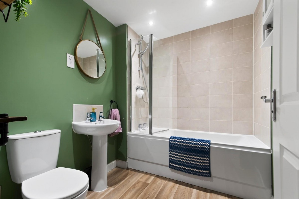 Beckside Close, Harrogate