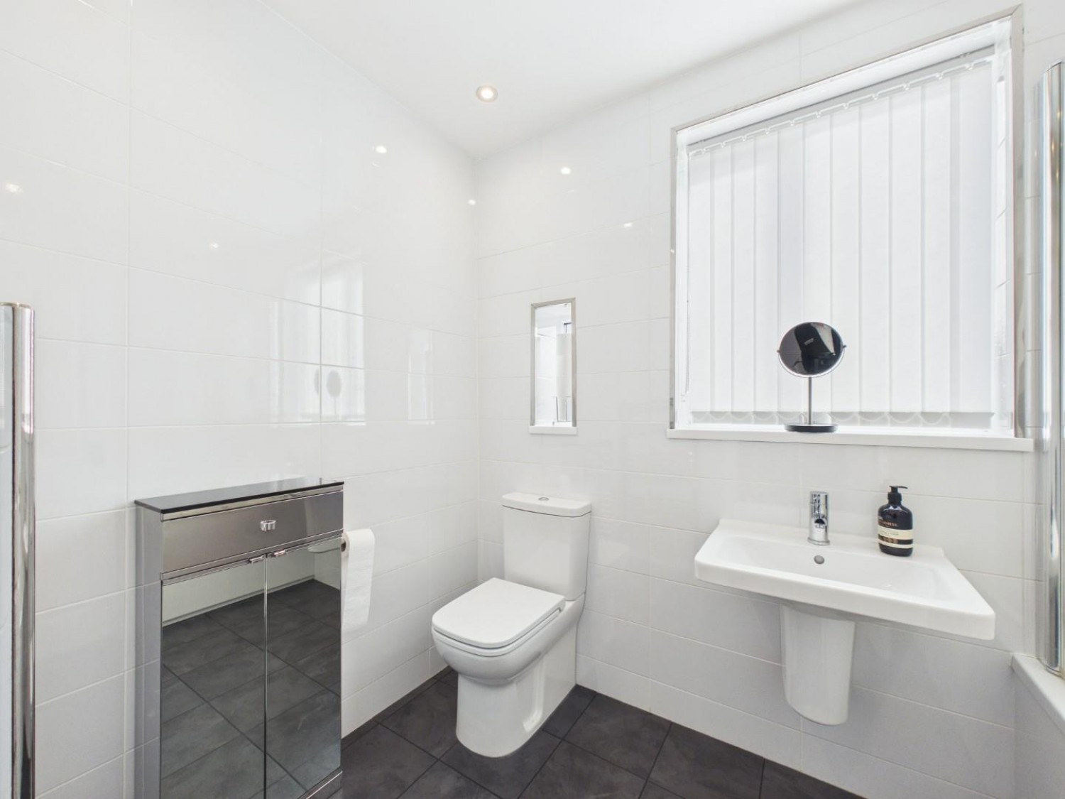 Leeds Road, Thackley, Bradford