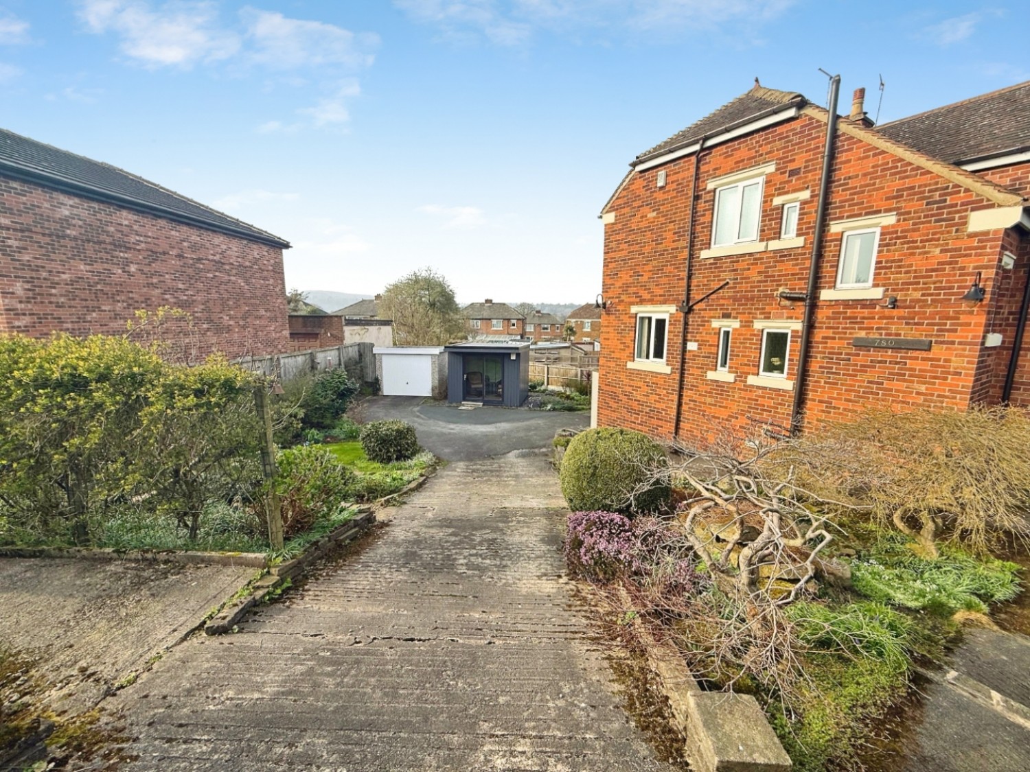 Leeds Road, Thackley, Bradford