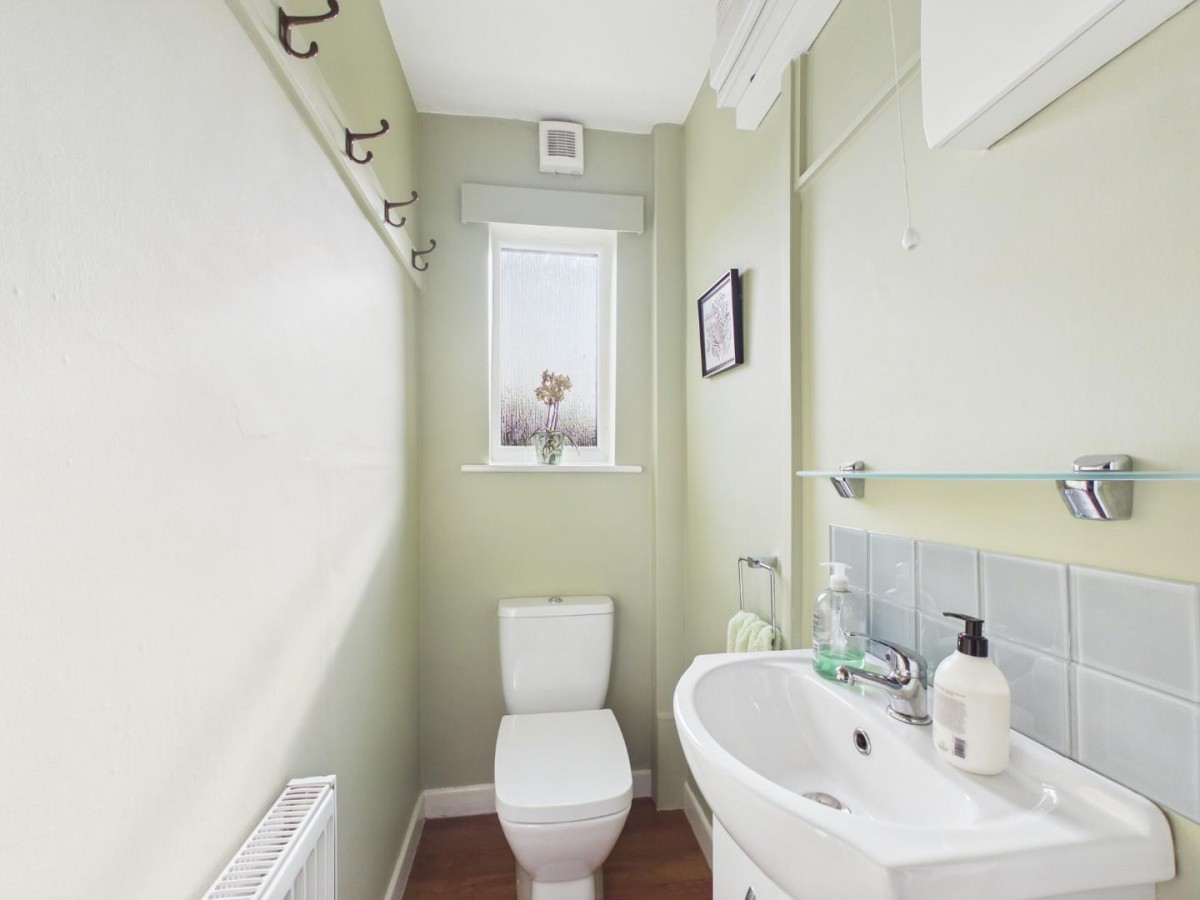 Leeds Road, Thackley, Bradford