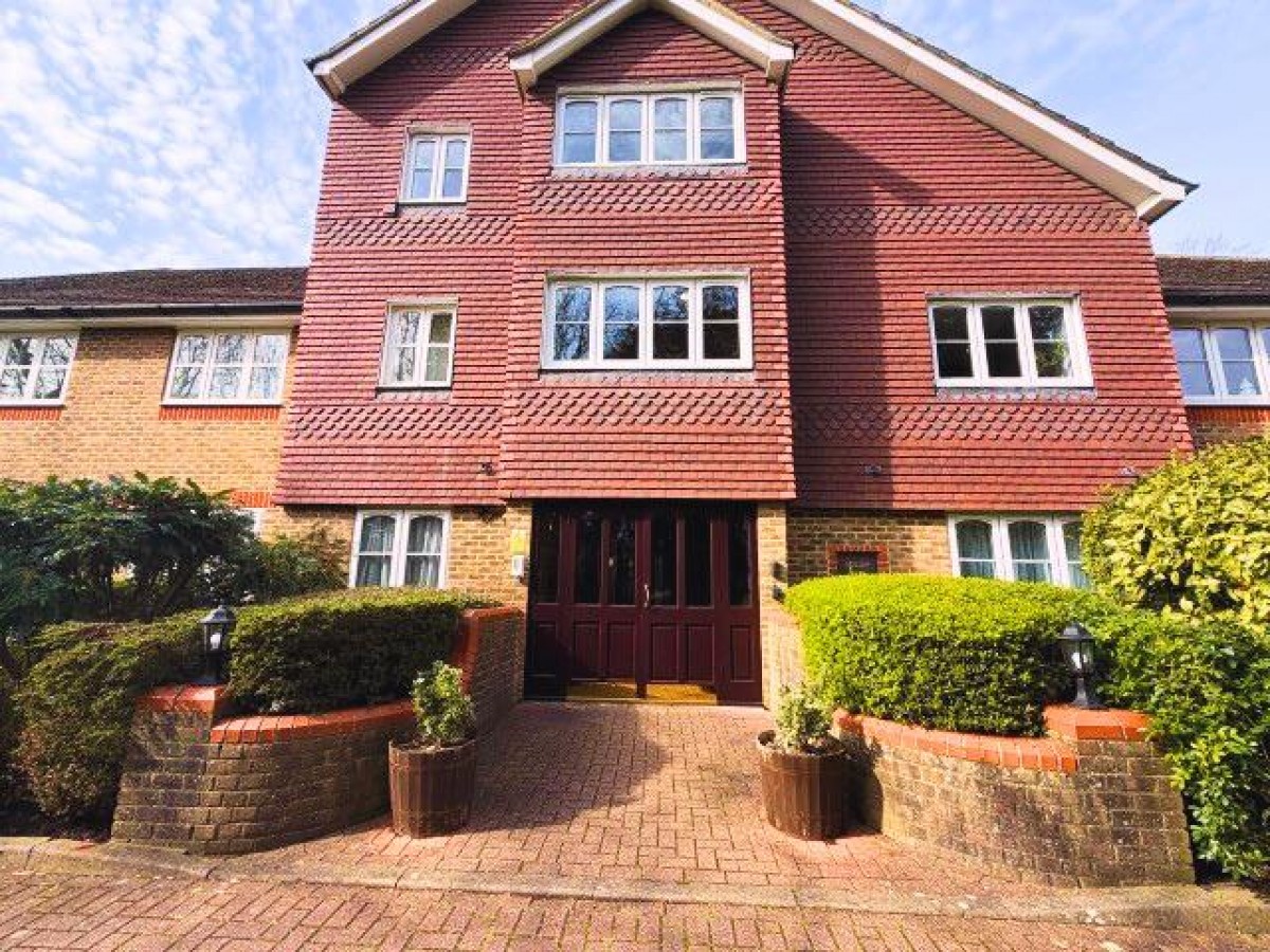 Uxbridge Road, Hatch End