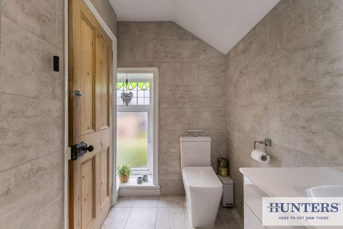 High Street, Yeadon, Leeds