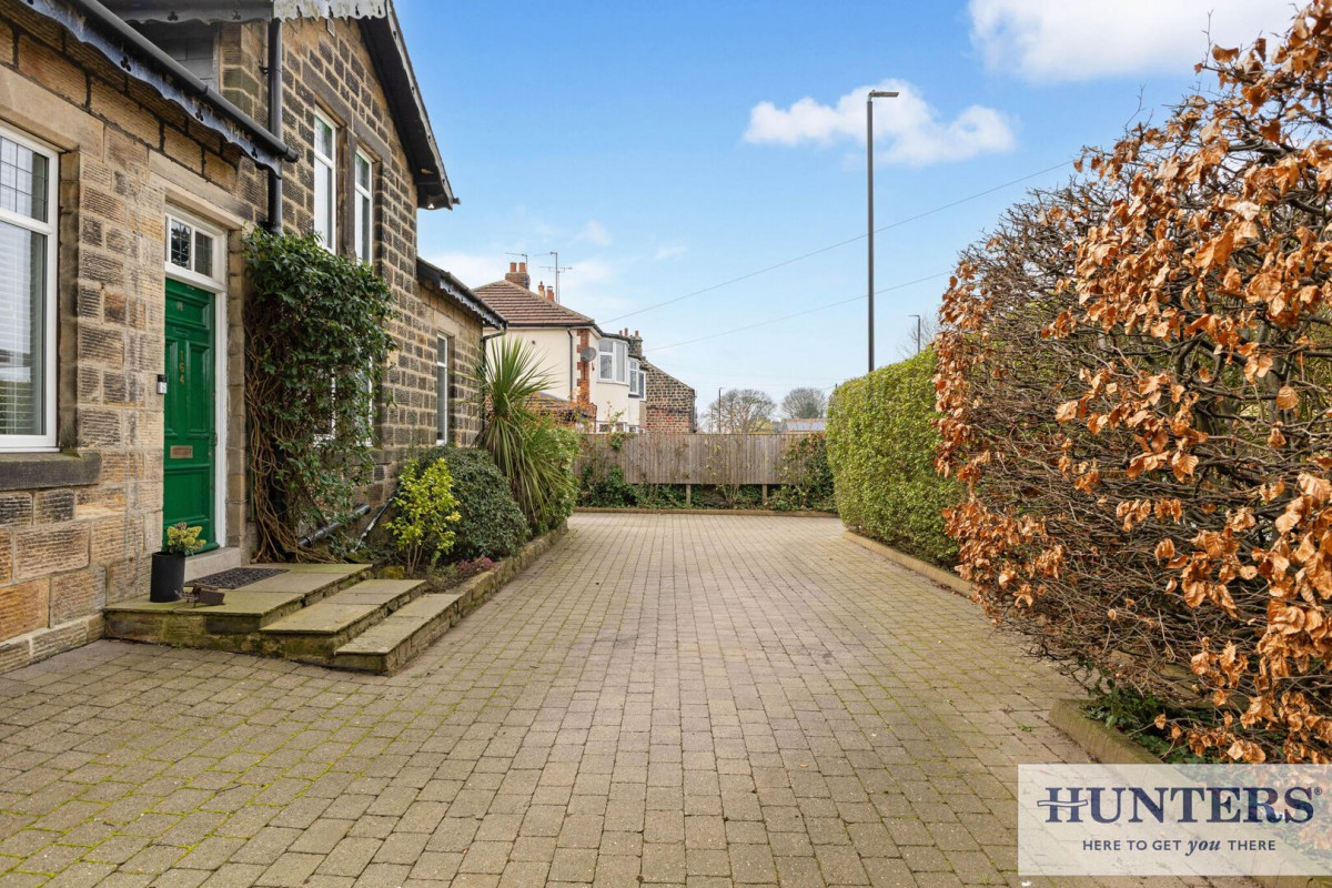 High Street, Yeadon, Leeds