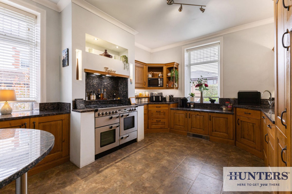 High Street, Yeadon, Leeds