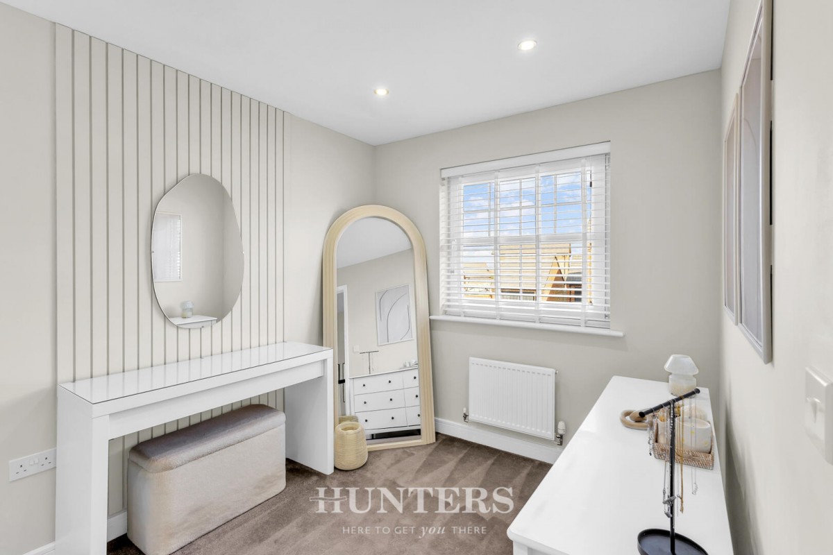 Weave Close, Middleton, Manchester, M24