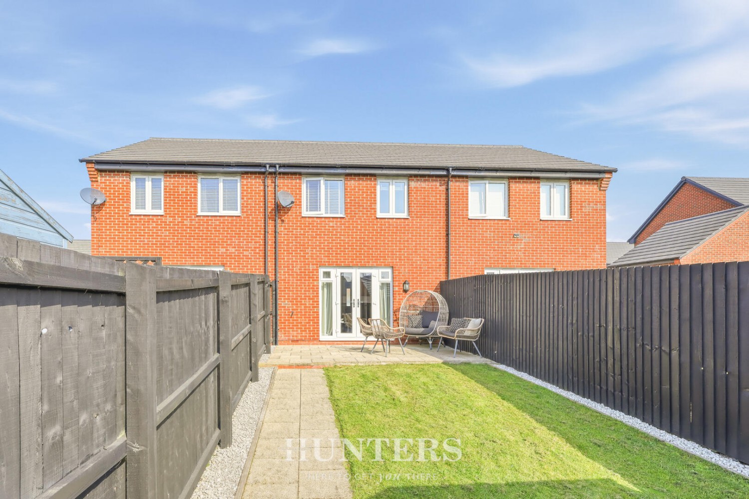 Weave Close, Middleton, Manchester, M24