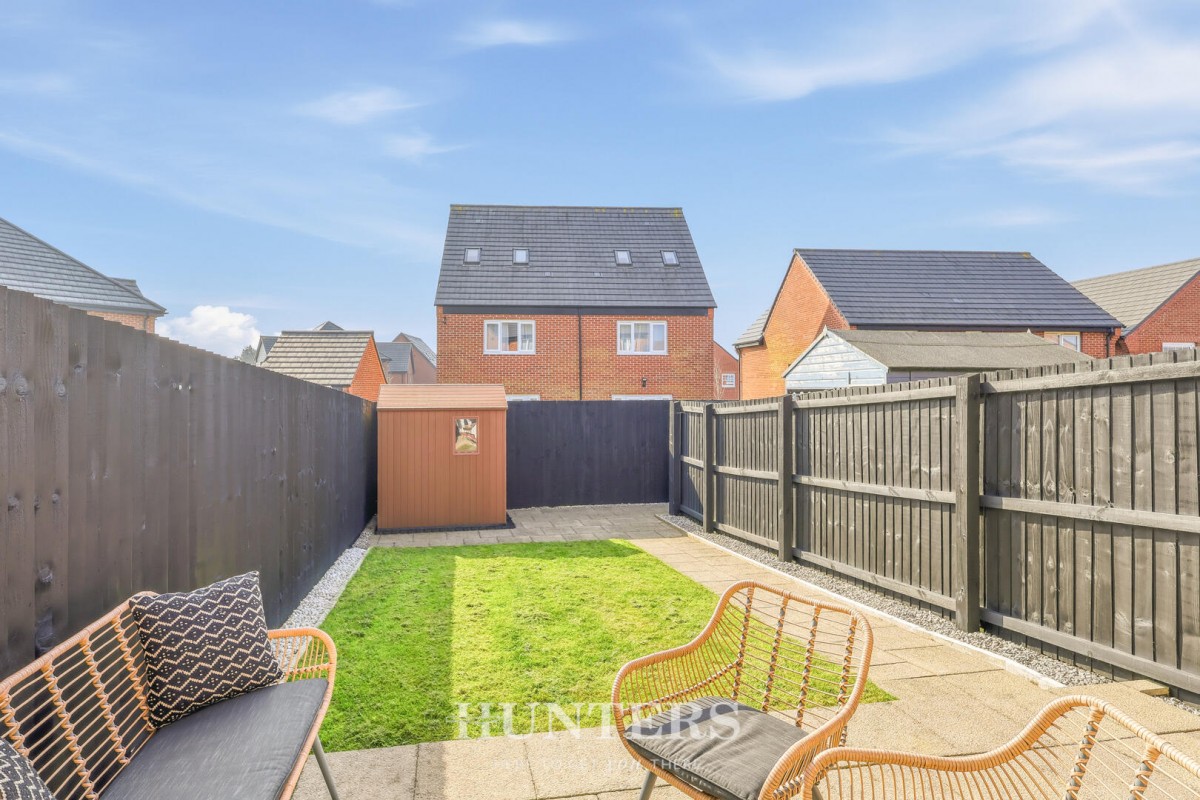 Weave Close, Middleton, Manchester, M24