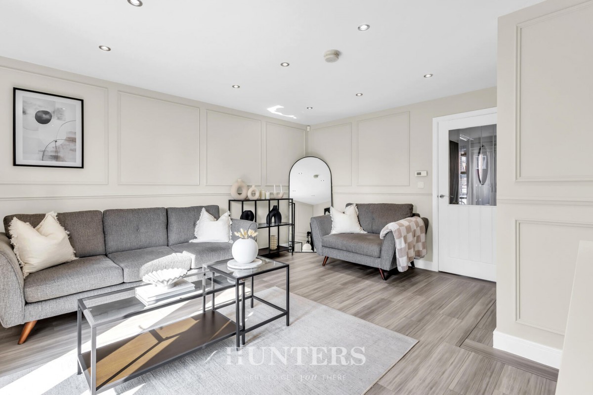 Weave Close, Middleton, Manchester, M24