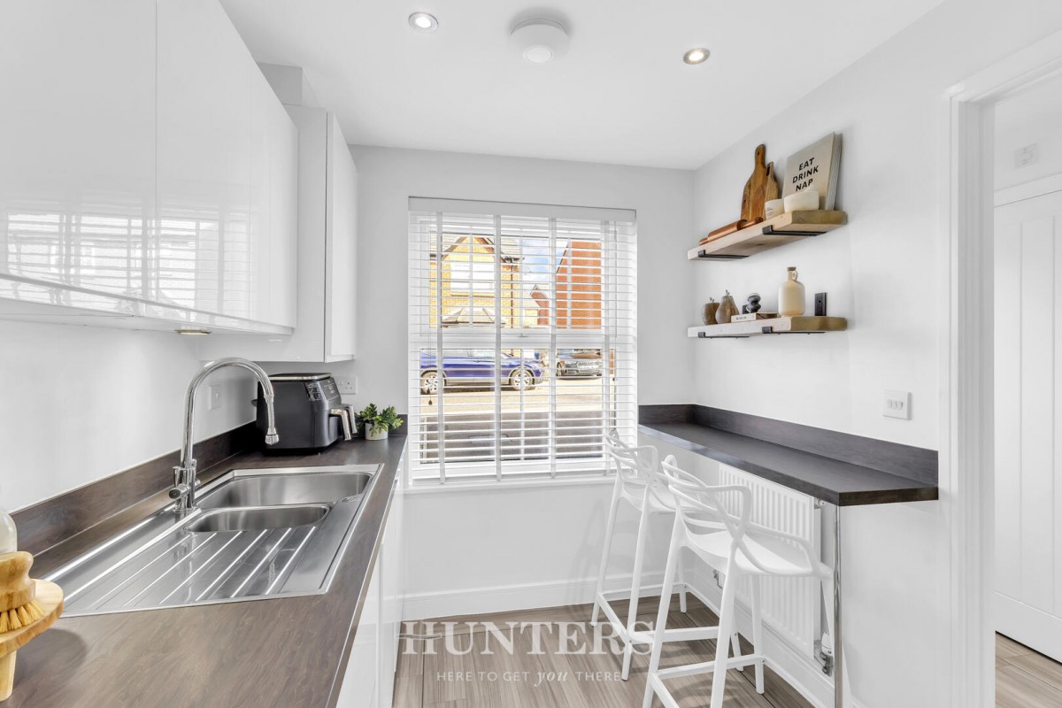 Weave Close, Middleton, Manchester, M24