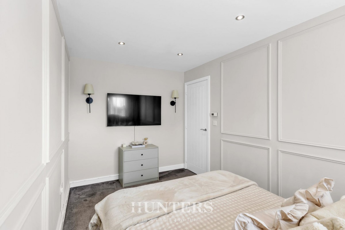 Weave Close, Middleton, Manchester, M24