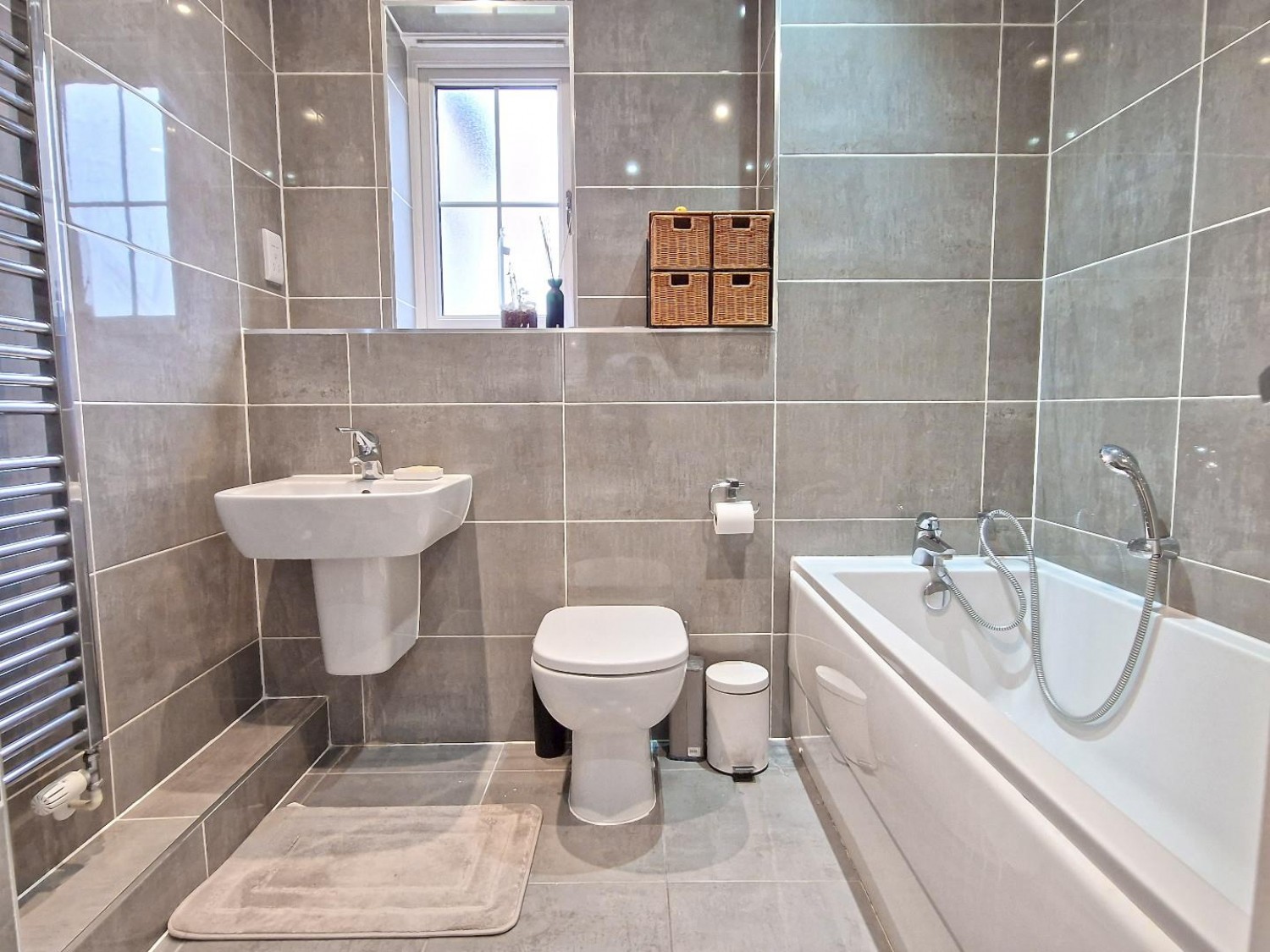 Whitelands Way, Bicester