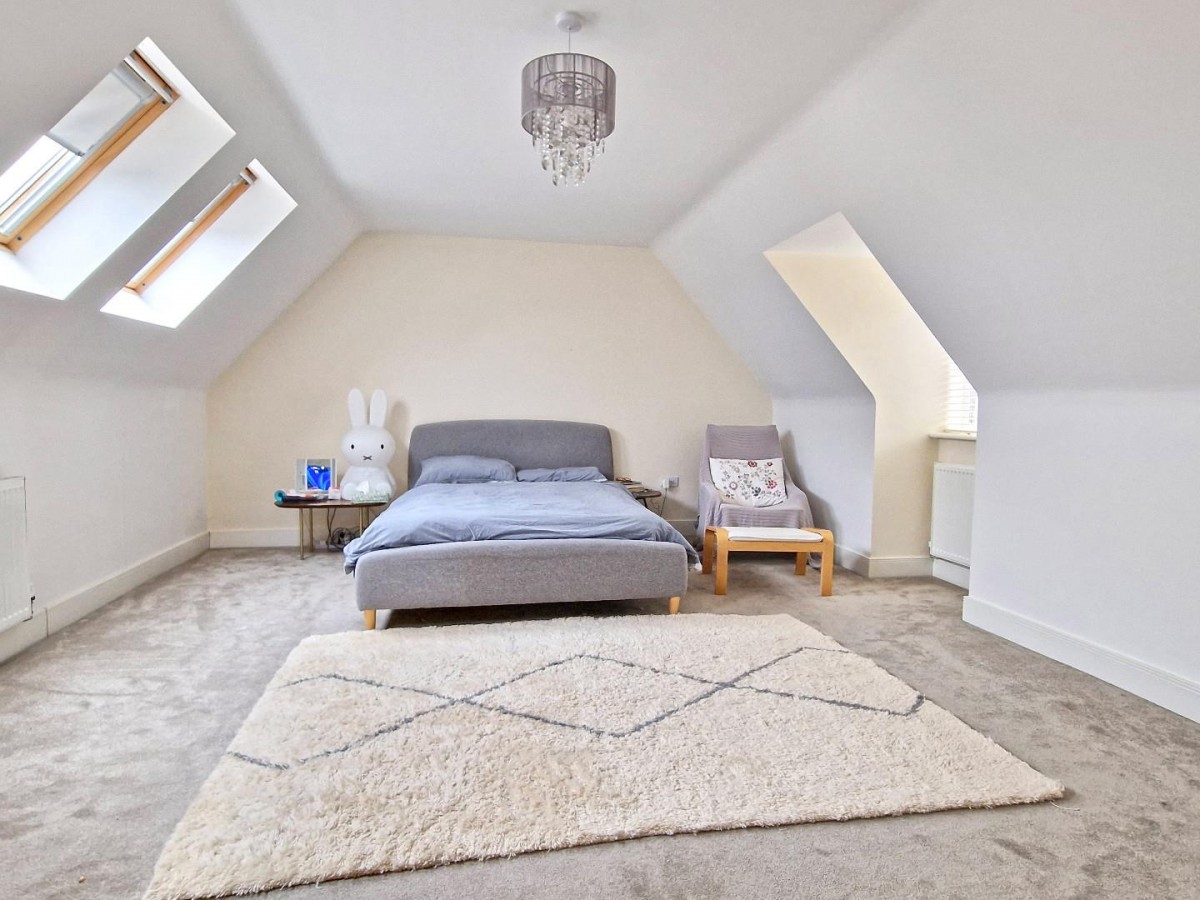 Whitelands Way, Bicester