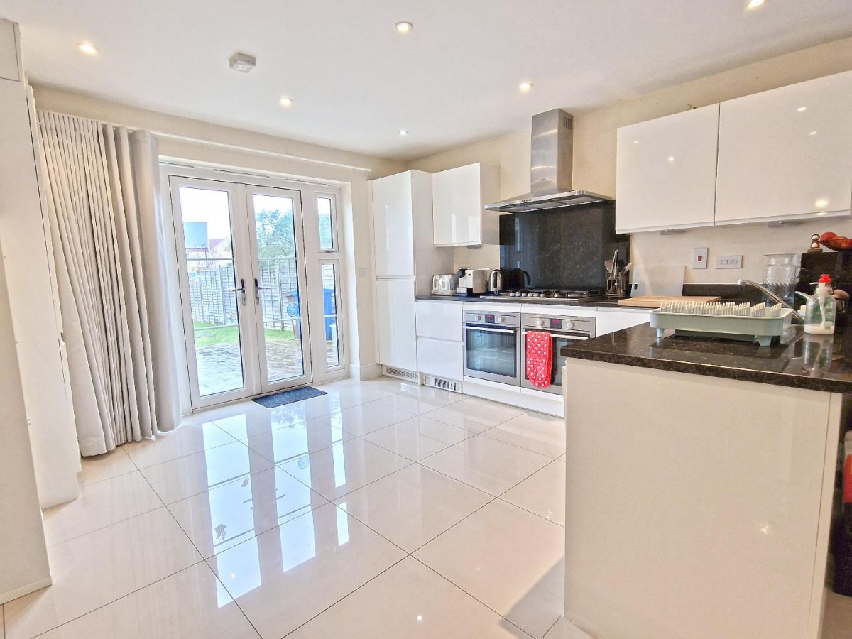 Whitelands Way, Bicester