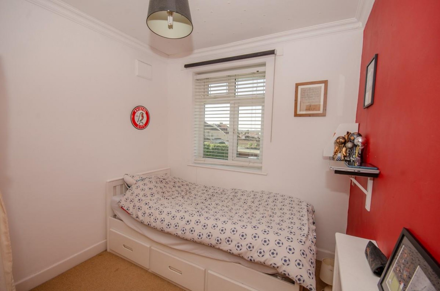 Queensholm Drive, Downend,, Bristol, BS16 6LA