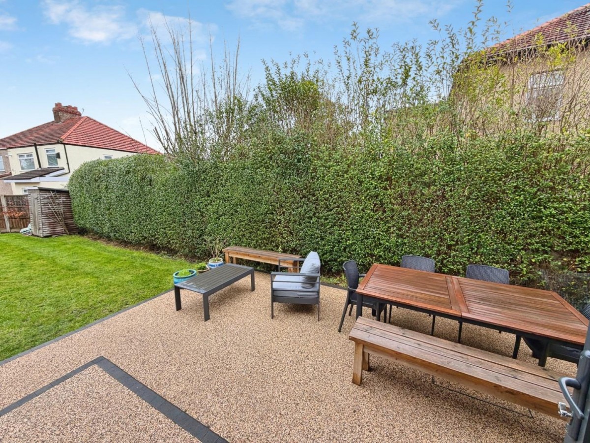 Station Road, Little Sutton