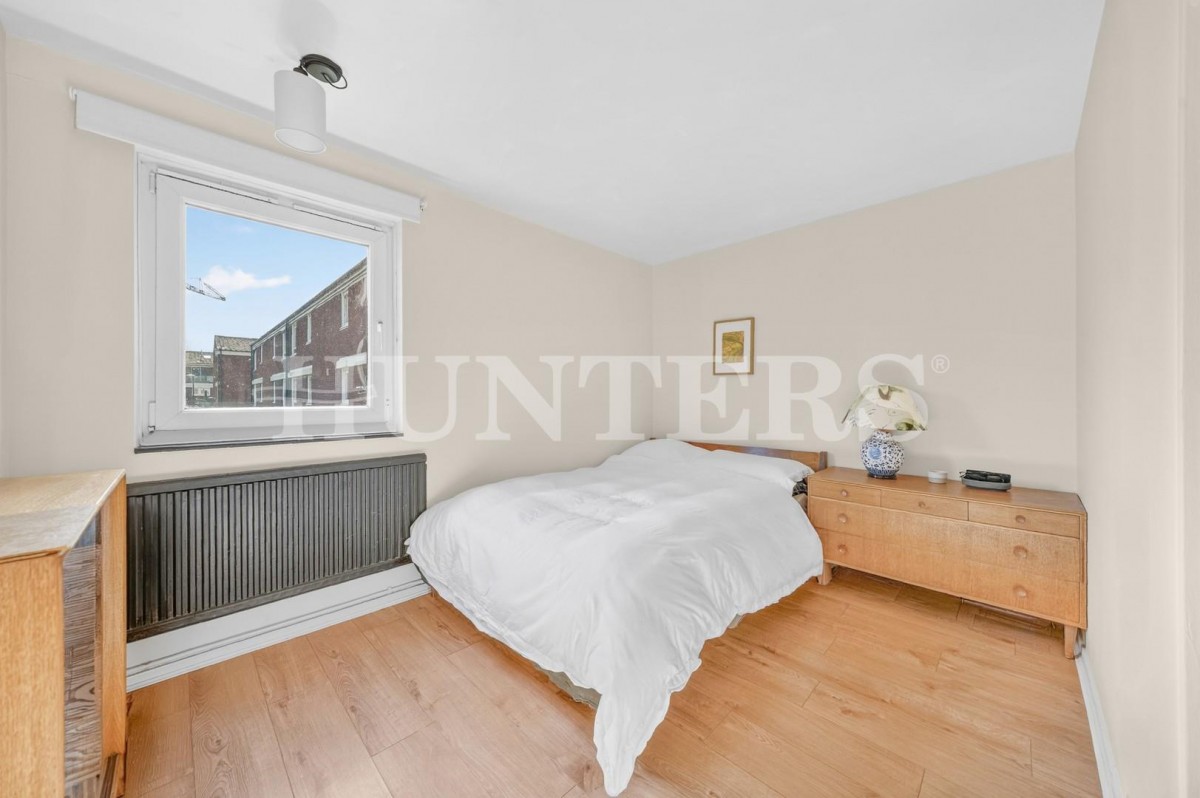 Victoria Crescent, London, N15