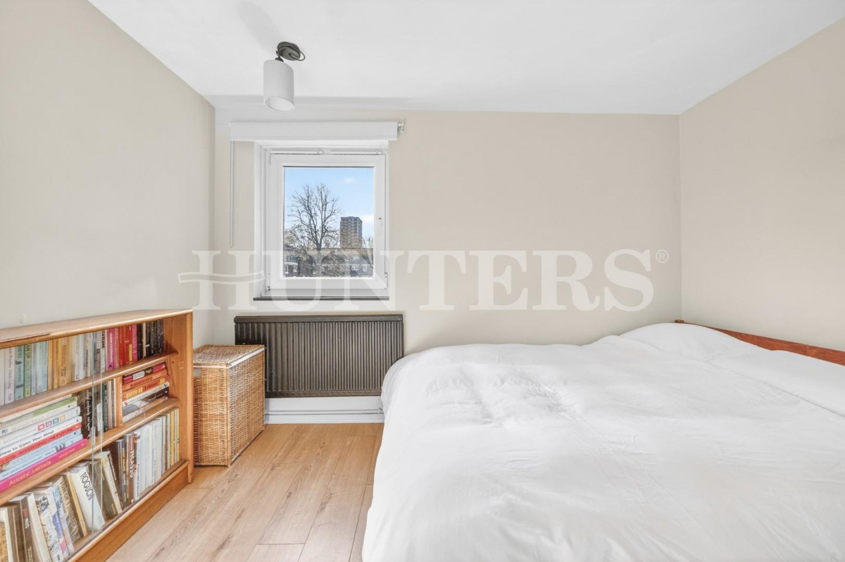 Victoria Crescent, London, N15