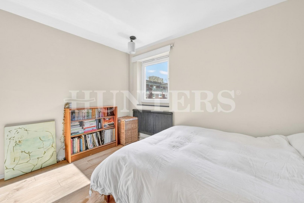 Victoria Crescent, London, N15