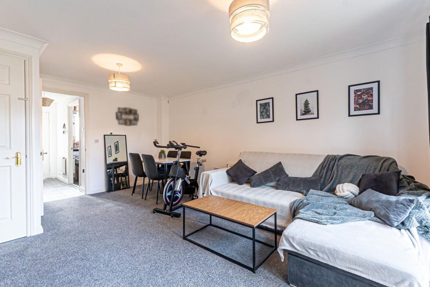 2 bedroom House for sale in Palmer Crescent, Leighton Buzzard