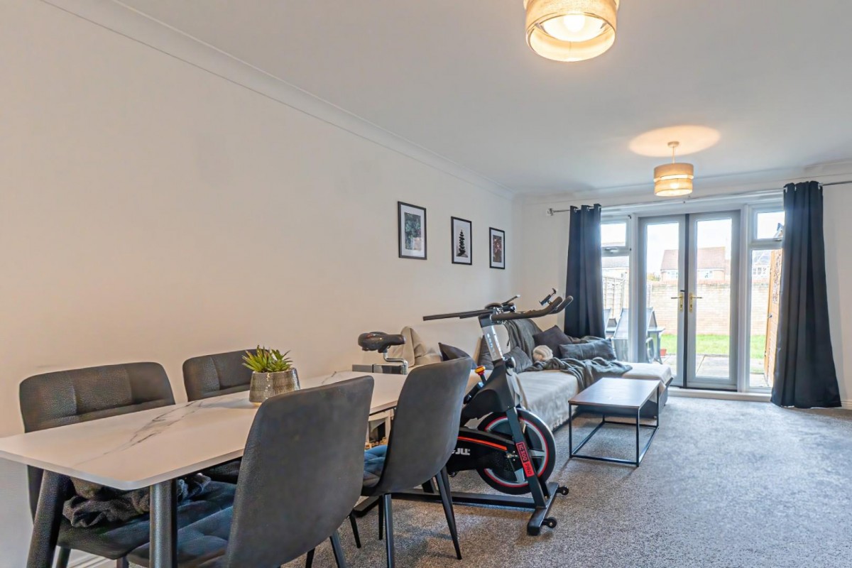 Palmer Crescent, Leighton Buzzard