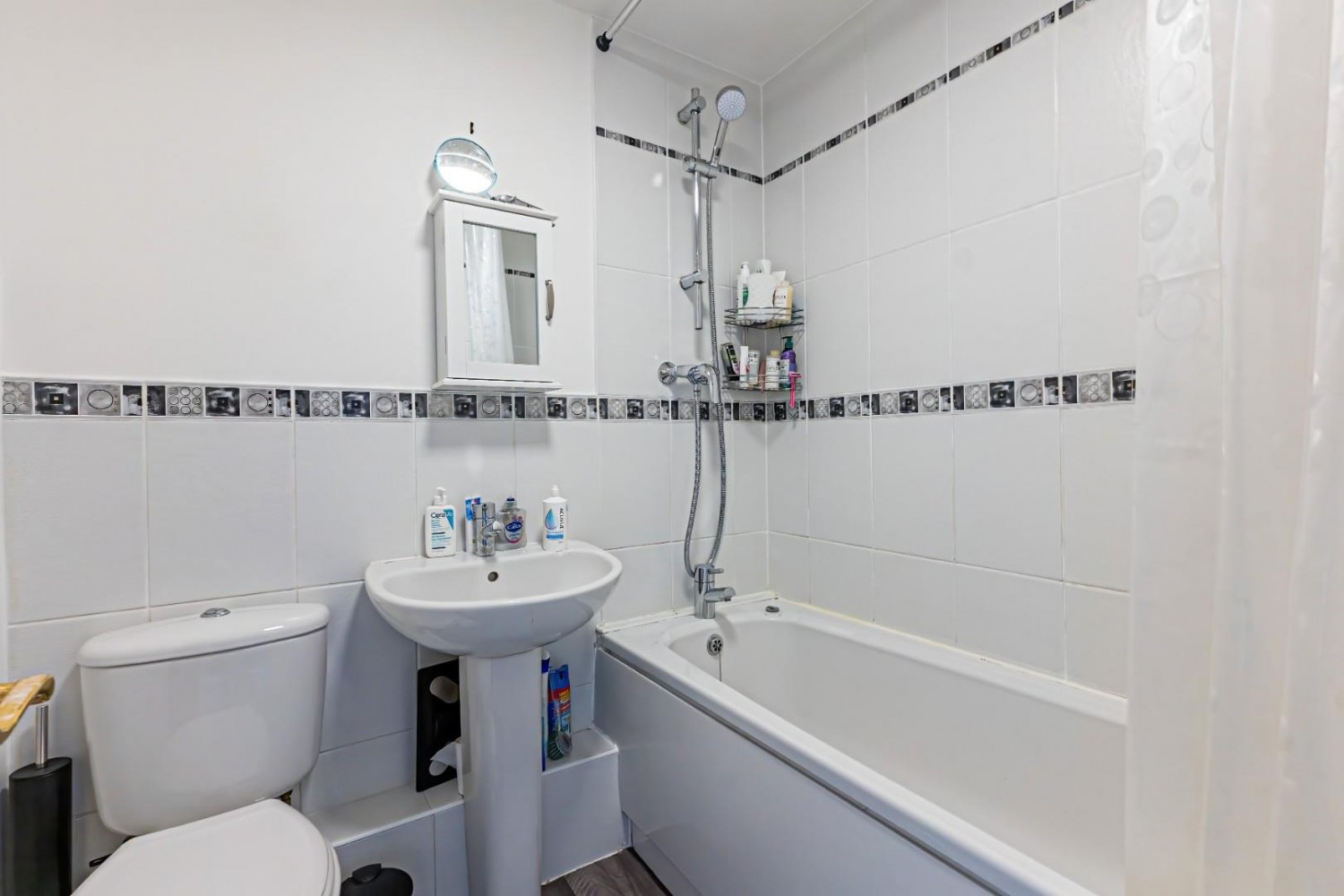2 bedroom House for sale in Palmer Crescent, Leighton Buzzard