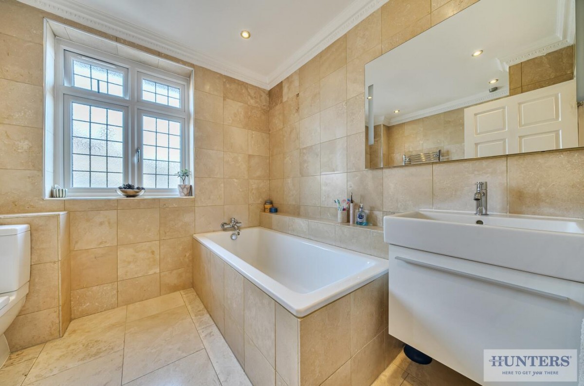 Mayplace Road East, Bexleyheath