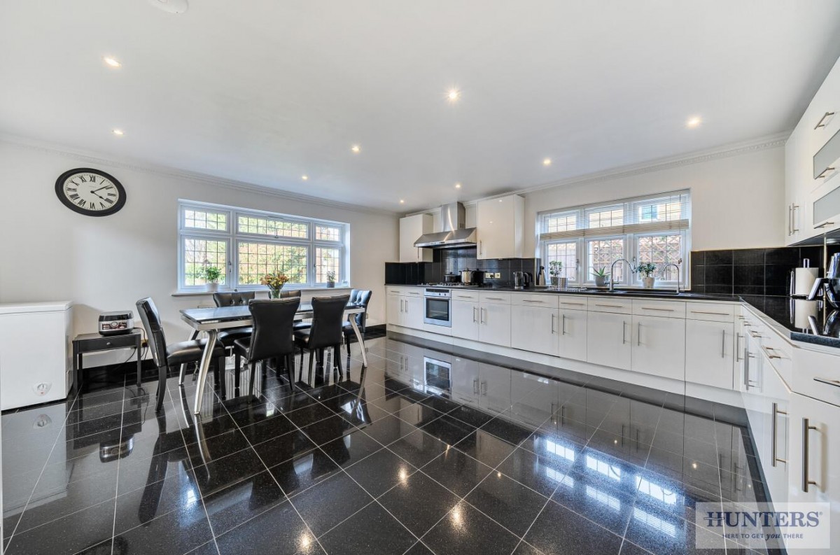 Mayplace Road East, Bexleyheath