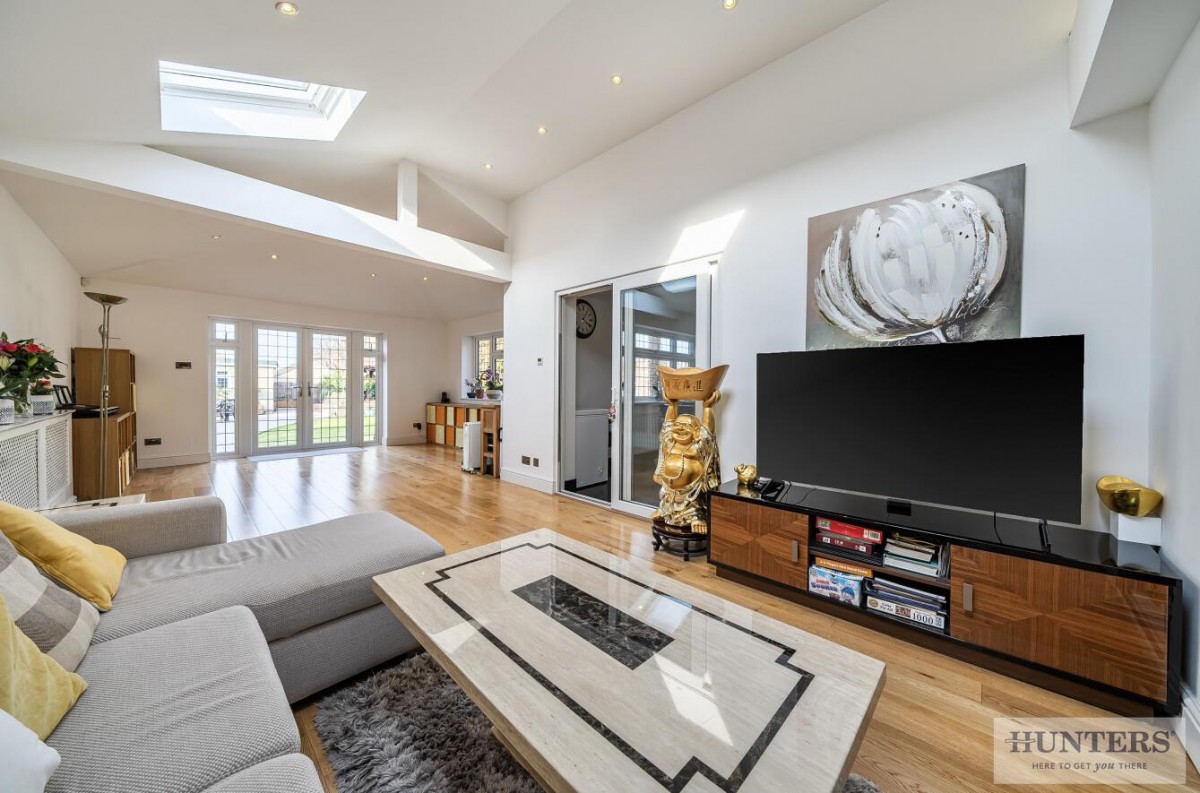 Mayplace Road East, Bexleyheath