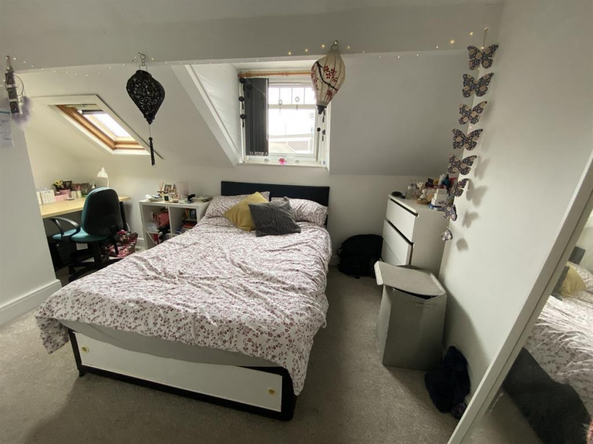 Harborne Park Road, Birmingham, B17 0DE