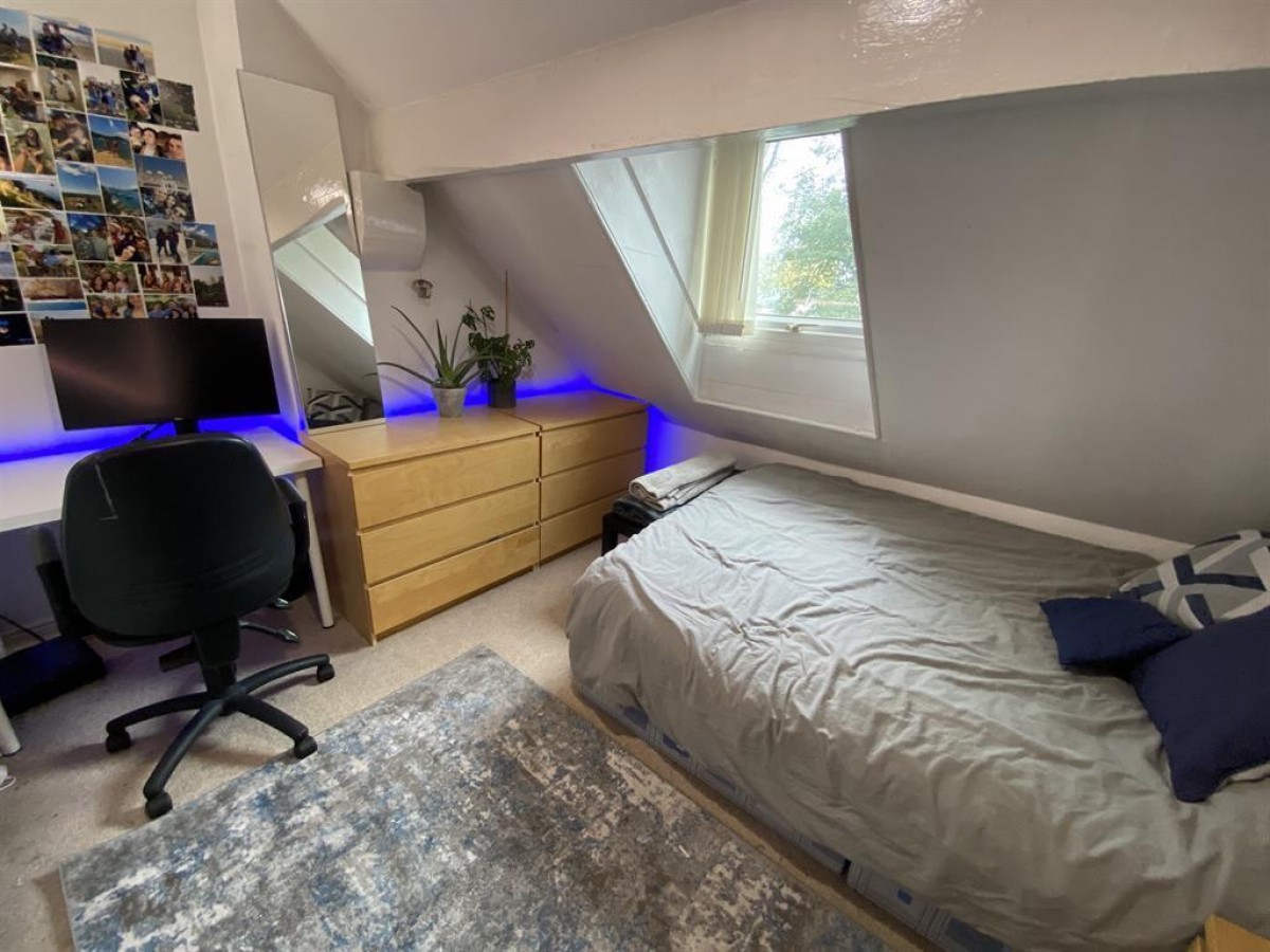 Harborne Park Road, Birmingham, B17 0DE