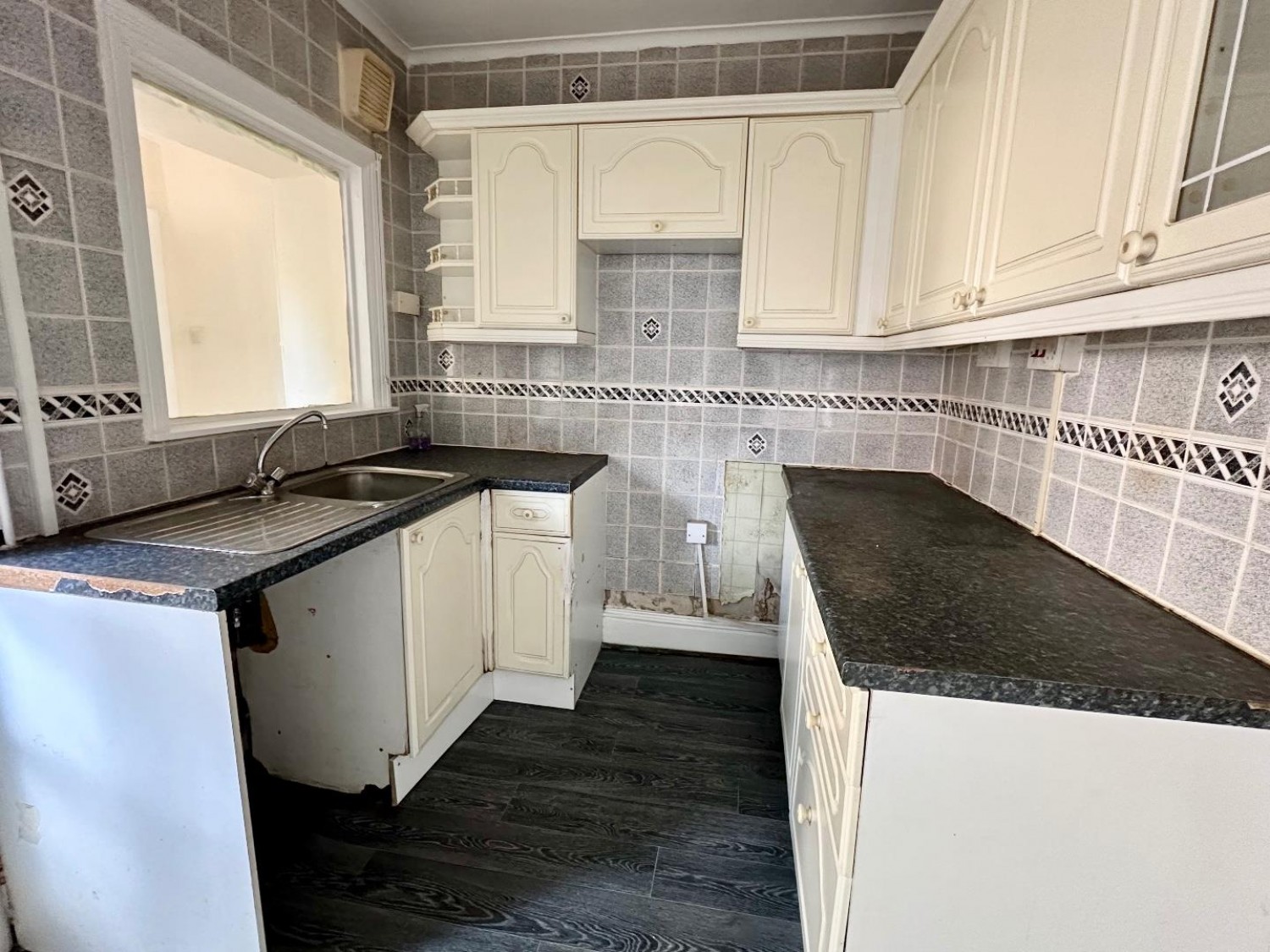 2 bedroom House for sale in Laburnum Street, Blackpool