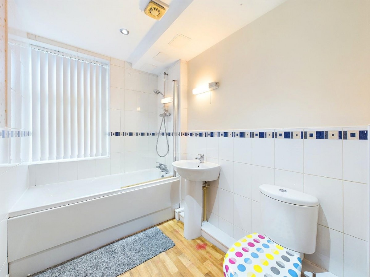 Littlelands, Bingley