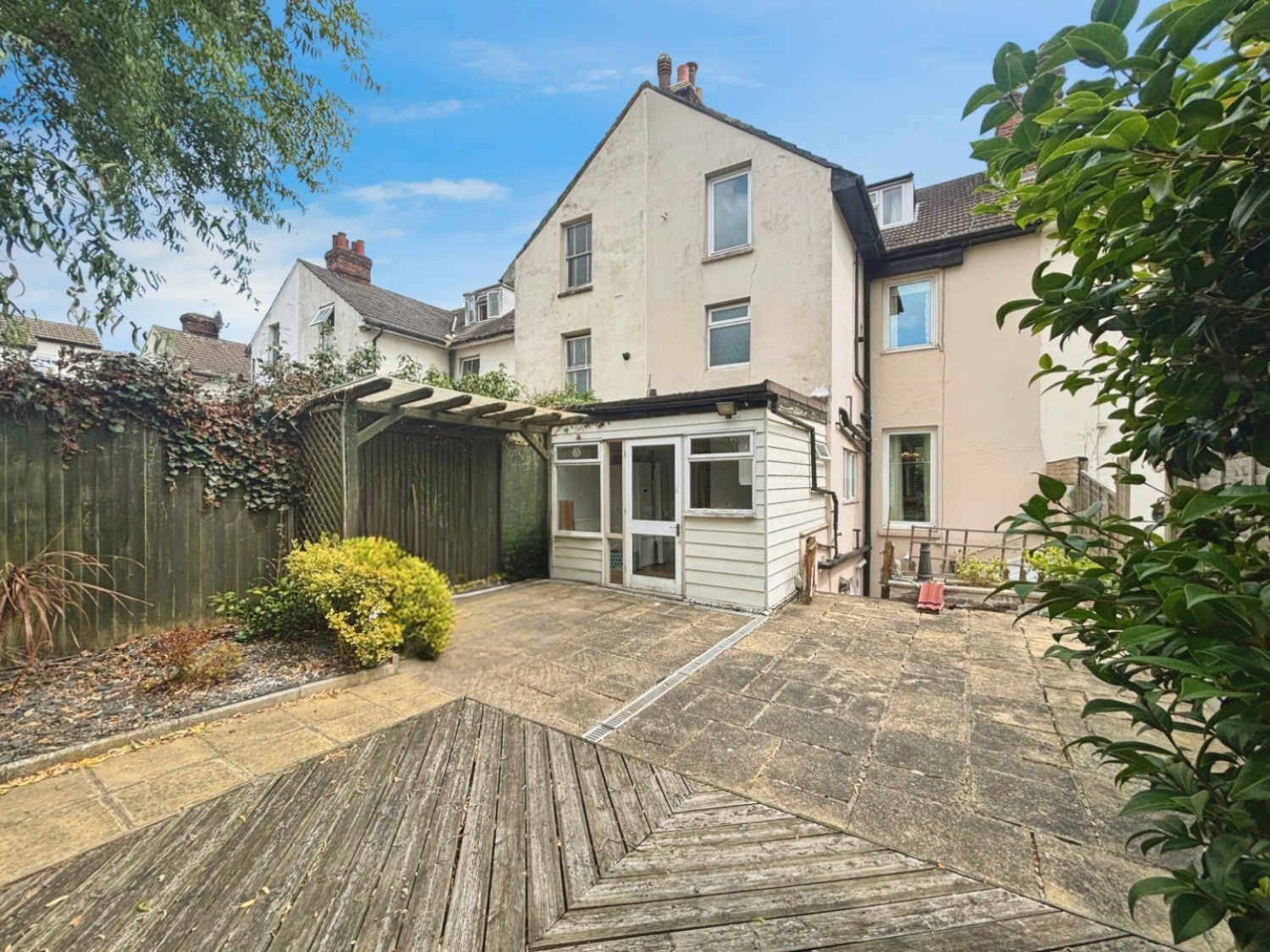 Wellesley Road, Ashford