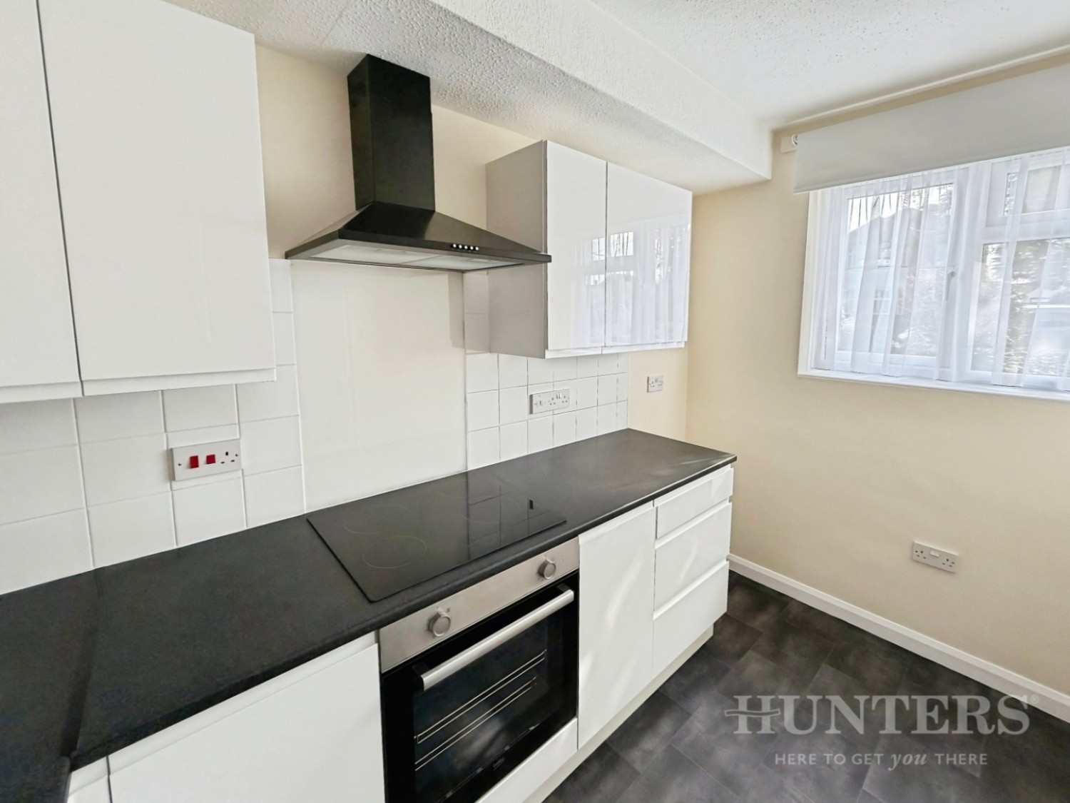 88 Benhill Wood Road, Sutton