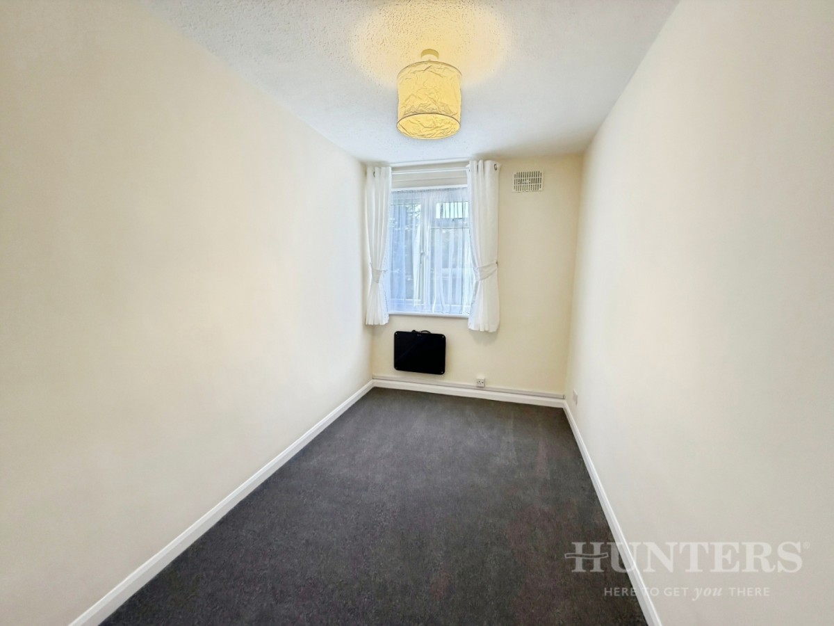 88 Benhill Wood Road, Sutton